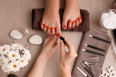 nail salon pedicure.